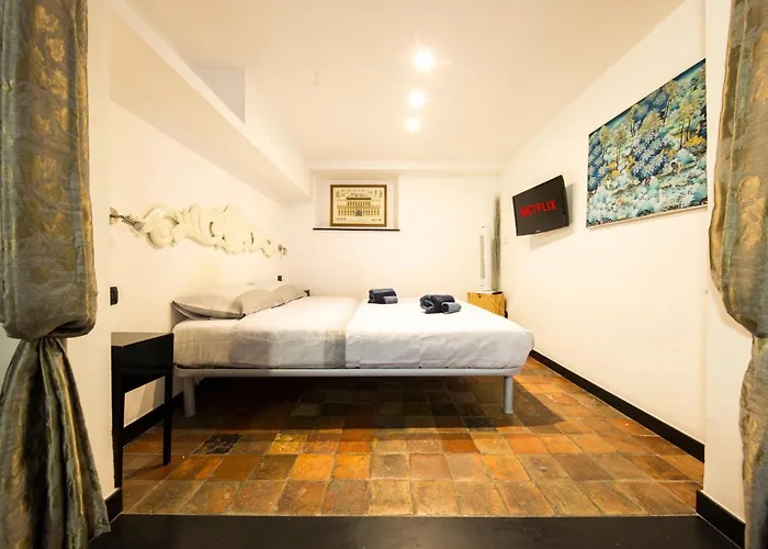 شقة Elegante Loft In Centro Storico Acquario *